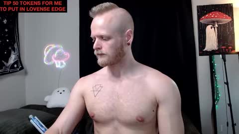 Snapshot of randyroderick chatting on 12-17-25, 05:35 Randy Rod online show from 12-17-25, 05:35