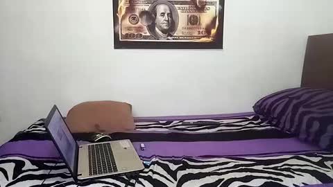 Rangel and Lola online show from 11-19-25, 07:03