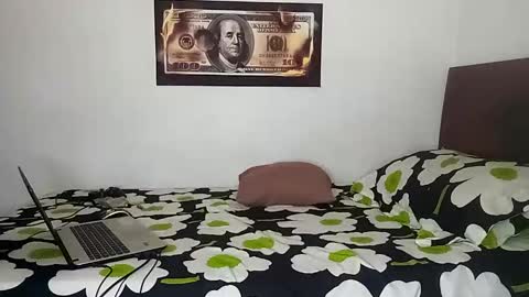 Rangel and Lola online show from 11-23-25, 07:13