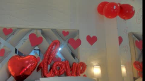 Raquel Moore  online show from 02-16-25, 10:10