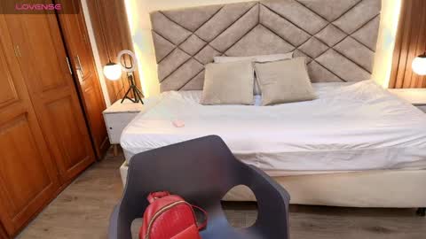 Raquel online show from 03-31-26, 12:16