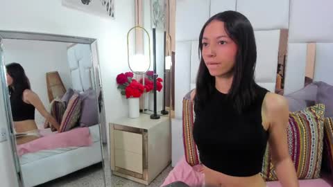 Snapshot of raquellefox chatting on 04-30-26, 12:22 Raquelle online show from 04-30-26, 12:22