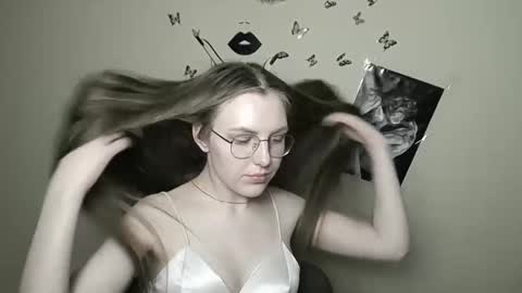 raspberry0101 online show from 01-29-25, 01:48