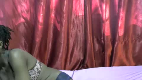 Snapshot of rasta_berry chatting on 10-01-25, 06:41 rasta online show from 10-01-25, 06:41