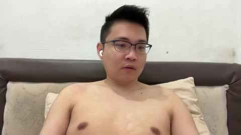 Snapshot of ratedepic17 chatting on 01-26-25, 06:27 randomnaut online show from 01-26-25, 06:27