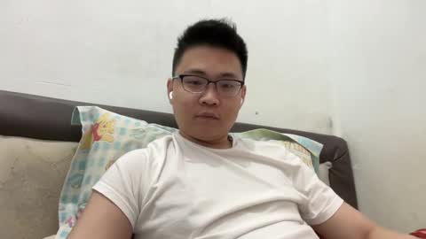 Snapshot of ratedepic17 chatting on 02-10-25, 08:10 randomnaut online show from 02-10-25, 08:10