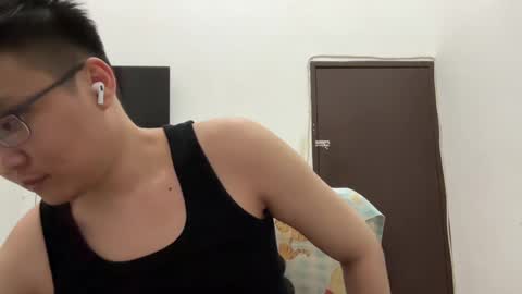 Snapshot of ratedepic17 chatting on 02-15-25, 03:17 randomnaut online show from 02-15-25, 03:17