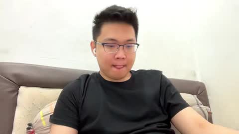 Snapshot of ratedepic17 chatting on 02-24-25, 07:19 randomnaut online show from 02-24-25, 07:19