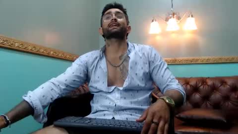 Snapshot of rauldickins chatting on 05-15-26, 07:21 rauldickins online show from 05-15-26, 07:21