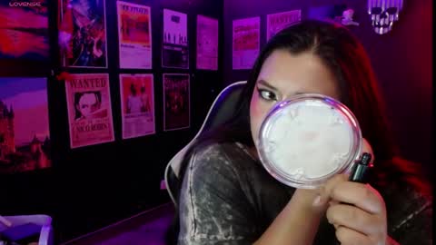 Snapshot of raven_darkk chatting on 04-28-26, 10:04 Raven online show from 04-28-26, 10:04