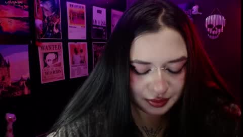 Snapshot of raven_darkk chatting on 05-14-26, 09:54 Raven online show from 05-14-26, 09:54