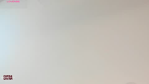 Snapshot of raven_dooll chatting on 06-12-26, 02:27 Raven online show from 06-12-26, 02:27