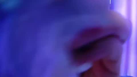 Snapshot of raven_foxxy chatting on 07-08-26, 06:51 Raven Foxxy online show from 07-08-26, 06:51