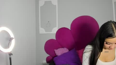 Snapshot of raven_loove chatting on 07-21-26, 07:27 raven_loove online show from 07-21-26, 07:27