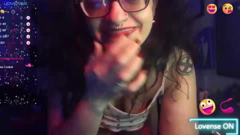 Snapshot of ravenandsin chatting on 02-21-26, 11:39 Raven online show from 02-21-26, 11:39