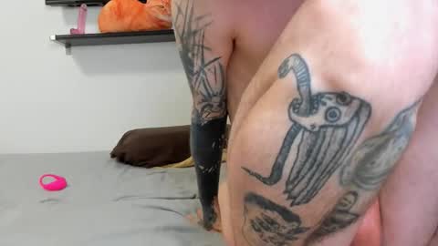 Raveneusbiter online show from 03-06-26, 01:07