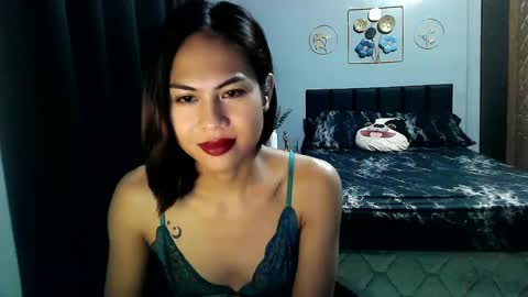 Snapshot of ravenna69ts chatting on 03-07-25, 04:00 Raven online show from 03-07-25, 04:00