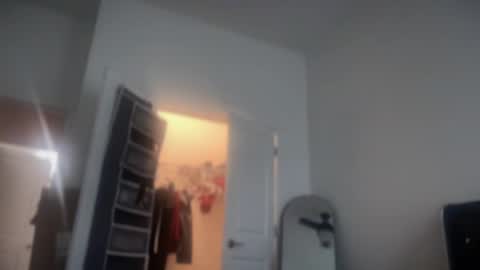 Raven Ray online show from 10-19-25, 12:17