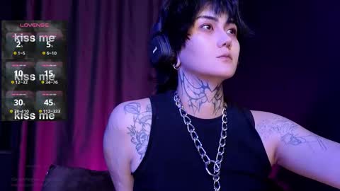 Raven online show from 10-20-25, 03:45