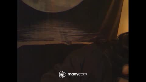 Snapshot of ravenxlee chatting on 01-23-25, 07:40 ravenxlee online show from 01-23-25, 07:40