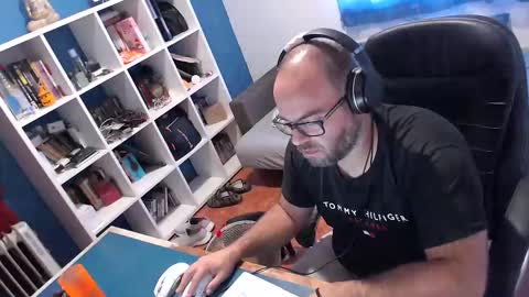 ravingr3d3 online show from 09-23-25, 09:01