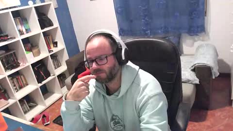 Snapshot of ravingr3d3 chatting on 12-03-25, 10:30 ravingr3d3 online show from 12-03-25, 10:30