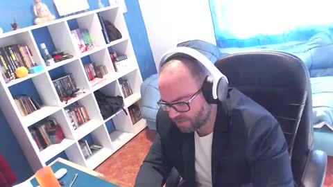 Snapshot of ravingr3d3 chatting on 01-06-26, 10:19 ravingr3d3 online show from 01-06-26, 10:19