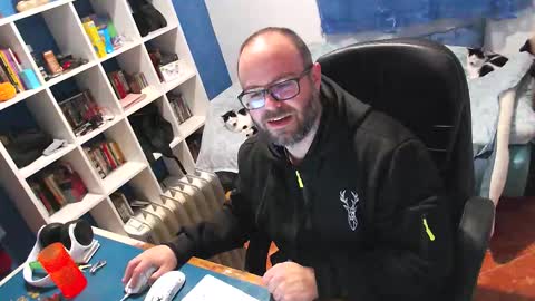 Snapshot of ravingr3d3 chatting on 01-12-26, 10:04 ravingr3d3 online show from 01-12-26, 10:04