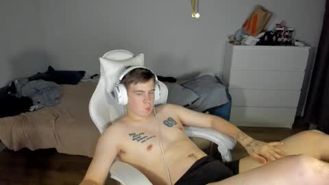 Ray online show from 09-08-25, 07:46