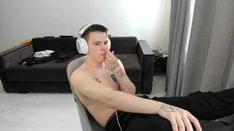 Ray online show from 04-03-26, 07:28