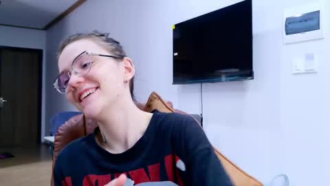 Ray-Ray online show from 01-17-26, 03:33