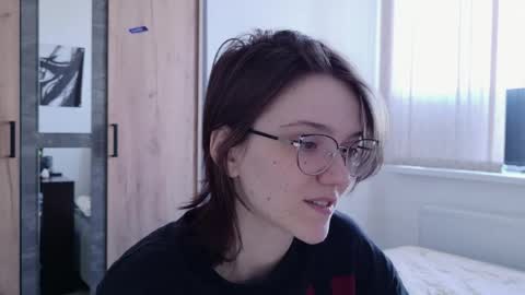 Ray-Ray online show from 04-17-26, 06:27