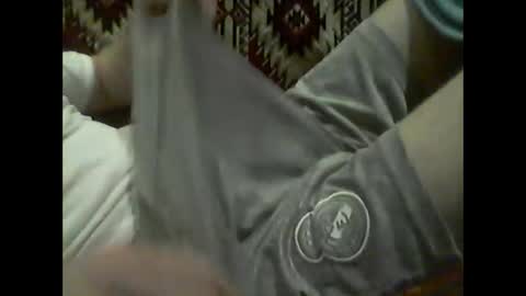 Snapshot of rayan924 chatting on 04-10-26, 12:27 rayan924 online show from 04-10-26, 12:27