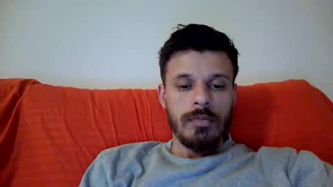 Snapshot of rayann27 chatting on 06-01-26, 08:32 rayan online show from 06-01-26, 08:32