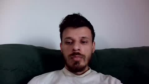 Snapshot of rayann27 chatting on 06-13-26, 03:54 rayan online show from 06-13-26, 03:54