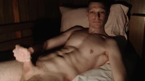 Snapshot of raylonn chatting on 03-19-26, 07:40 Ray online show from 03-19-26, 07:40