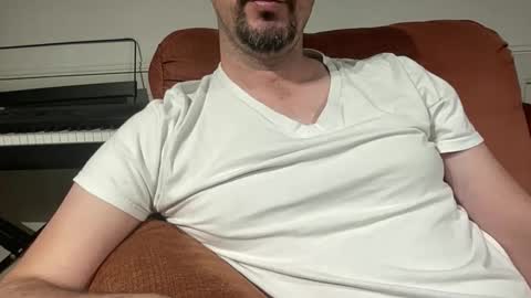 Snapshot of rayos789 chatting on 05-20-26, 03:24 rayos789 online show from 05-20-26, 03:24