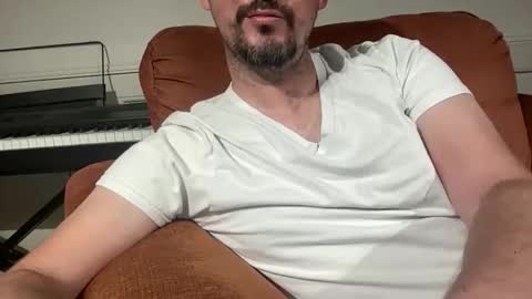 Snapshot of rayos789 chatting on 05-25-26, 05:46 rayos789 online show from 05-25-26, 05:46