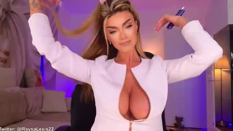 raysalexis19 online show from 02-11-26, 02:00