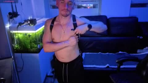 Rayzel online show from 02-13-26, 09:44