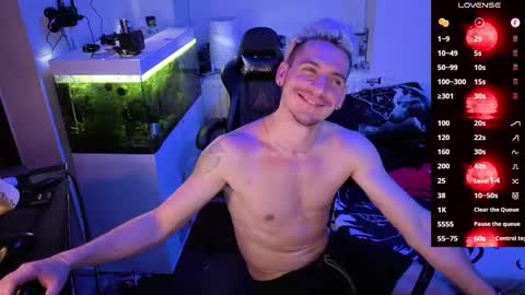 Rayzel online show from 02-26-26, 01:04