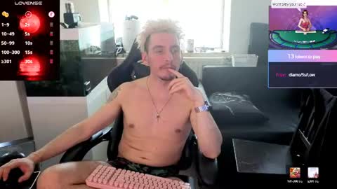 Rayzel White online show from 06-28-26, 01:28
