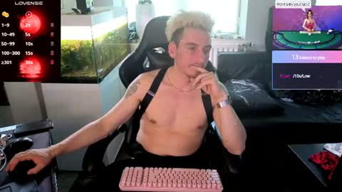 Rayzel White online show from 07-01-26, 05:02