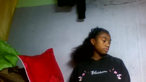 Snapshot of razafyela chatting on 07-24-26, 06:50 razafyela online show from 07-24-26, 06:50