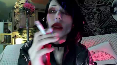 Snapshot of raziel_haze chatting on 12-19-24, 02:01 Yrriel Strife Candy-Demon Caveboy mr. Cringe online show from 12-19-24, 02:01