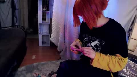 Snapshot of raziel_haze chatting on 01-15-25, 09:13 Yrriel Strife Candy-Demon Caveboy mr. Cringe online show from 01-15-25, 09:13