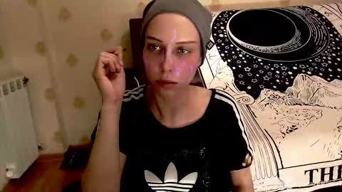 Snapshot of raziel_haze chatting on 09-13-25, 06:18 Yrriel Strife Candy-Demon Caveboy mr. Cringe online show from 09-13-25, 06:18