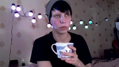 Snapshot of raziel_haze chatting on 10-17-25, 10:07 Yrriel Strife Candy-Demon Caveboy mr. Cringe online show from 10-17-25, 10:07