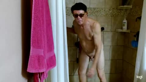 Snapshot of ready4aride2day chatting on 12-15-24, 10:28 ready4aride2day online show from 12-15-24, 10:28