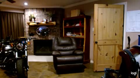 Snapshot of ready4aride2day chatting on 02-04-25, 02:39 ready4aride2day online show from 02-04-25, 02:39